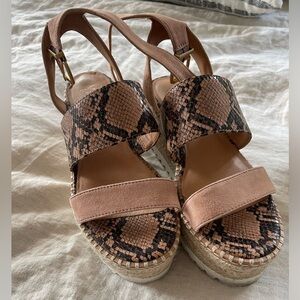 Crown Vintage Rose Platform Sandal